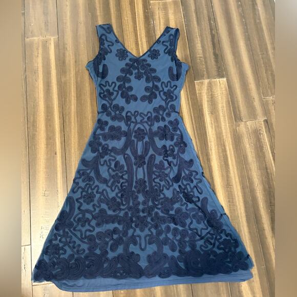 Sundance Cameo VNeck Navy Blue floral abstract Embroidered Midi Dress Sleeveless - Picture 1 of 8